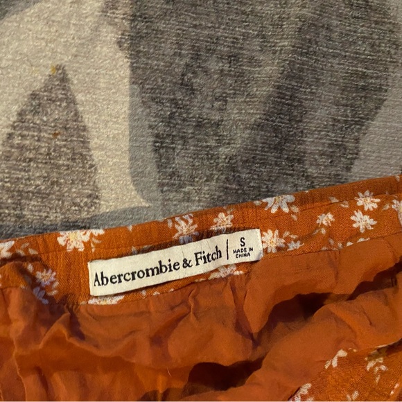 Abercrombie skirt - Picture 2 of 2